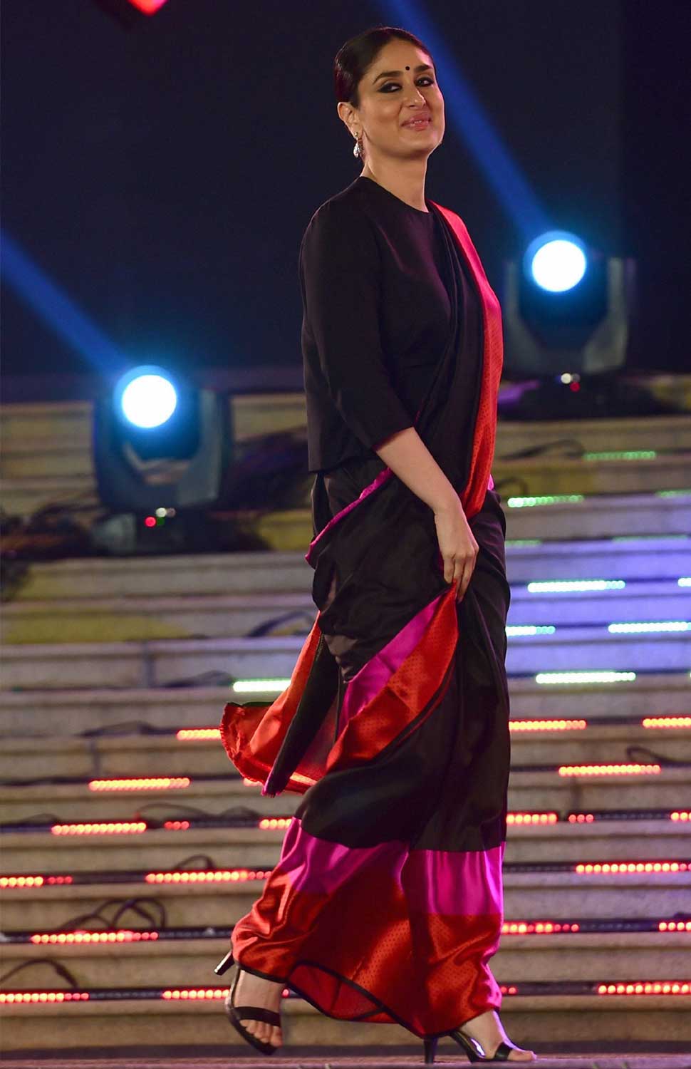 Kareena Kapoor inaugurates 10th Bengaluru International Film Festival See Photos