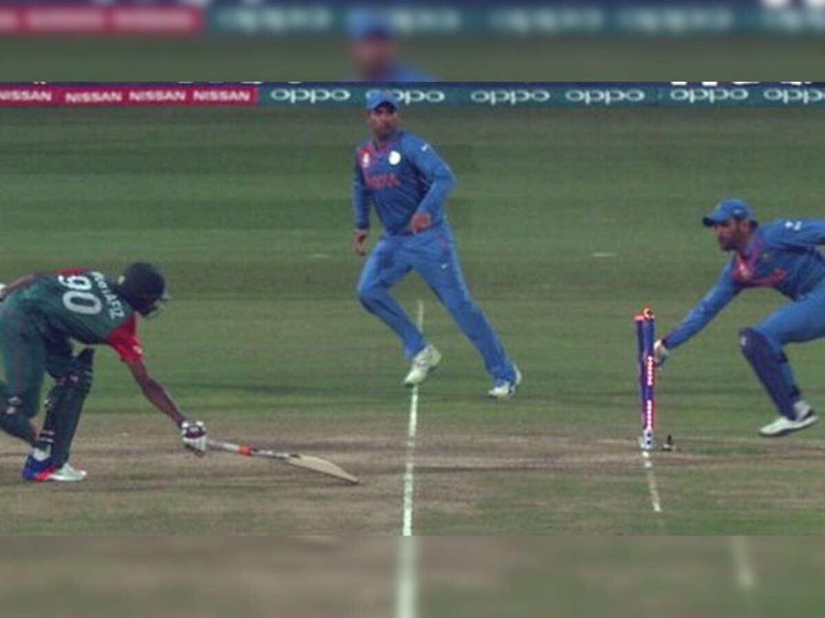 VIDEO : भारताविरुद्ध ३ चेंडूत २ धावा करु शकला नाही बांगलादेश title=