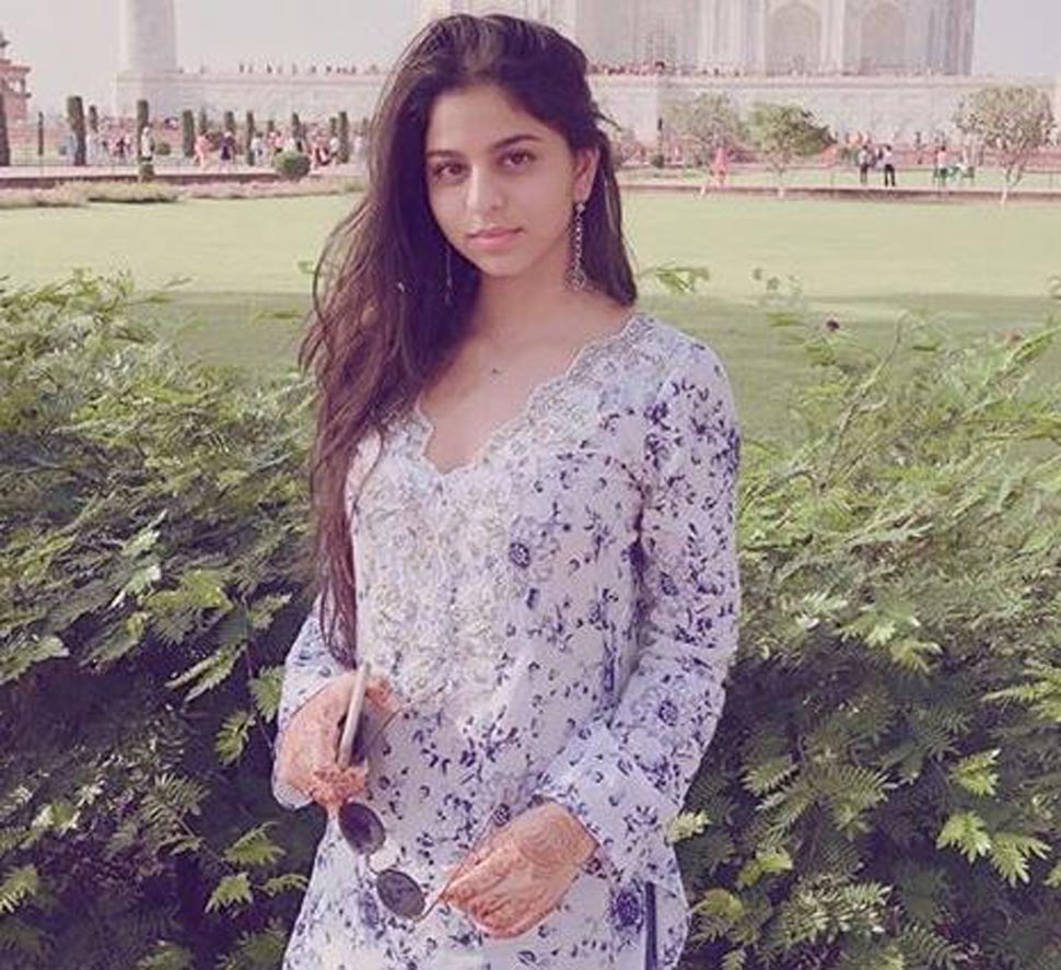 Gauri Khan shares Suhana Khans Photos