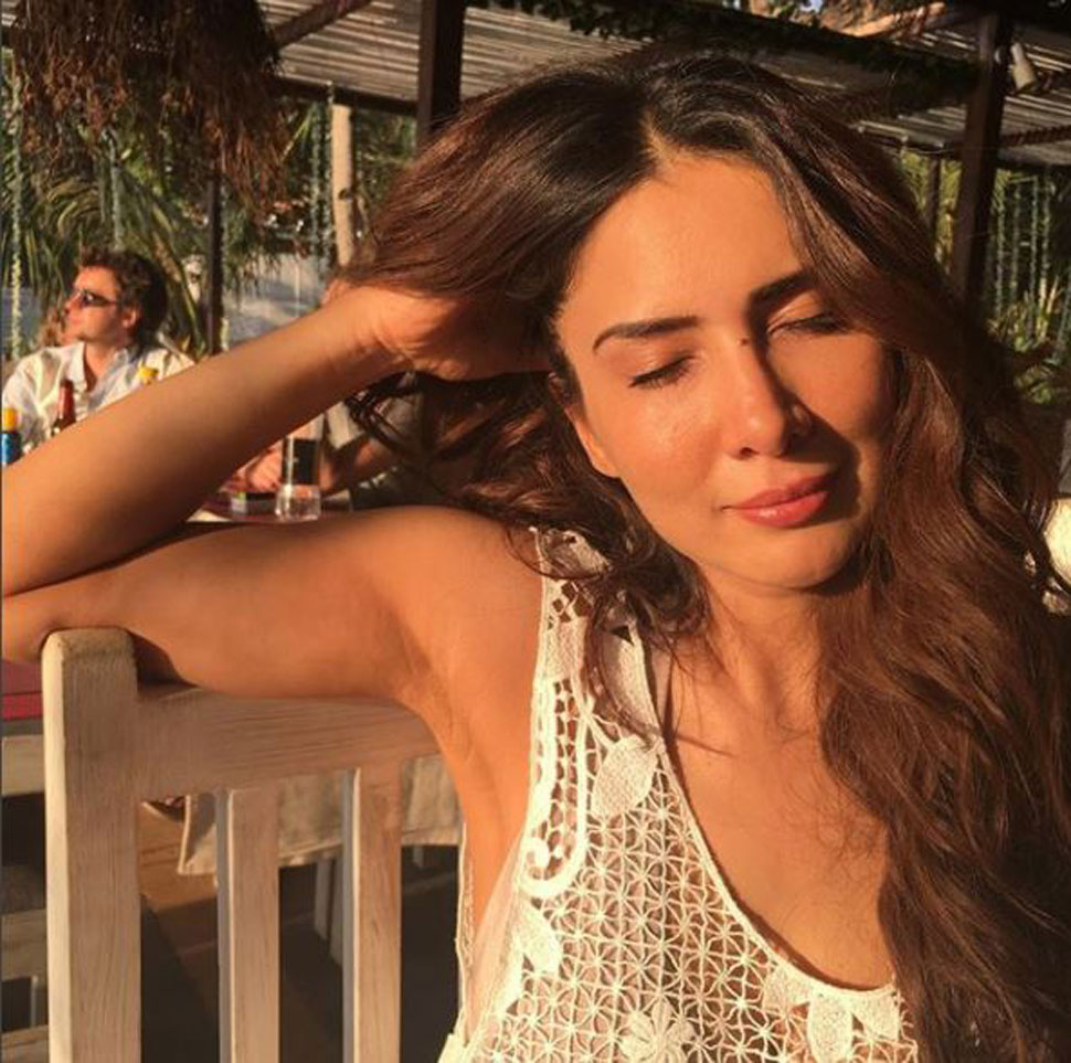  Kim Sharma has undergone a cosmetic surgery