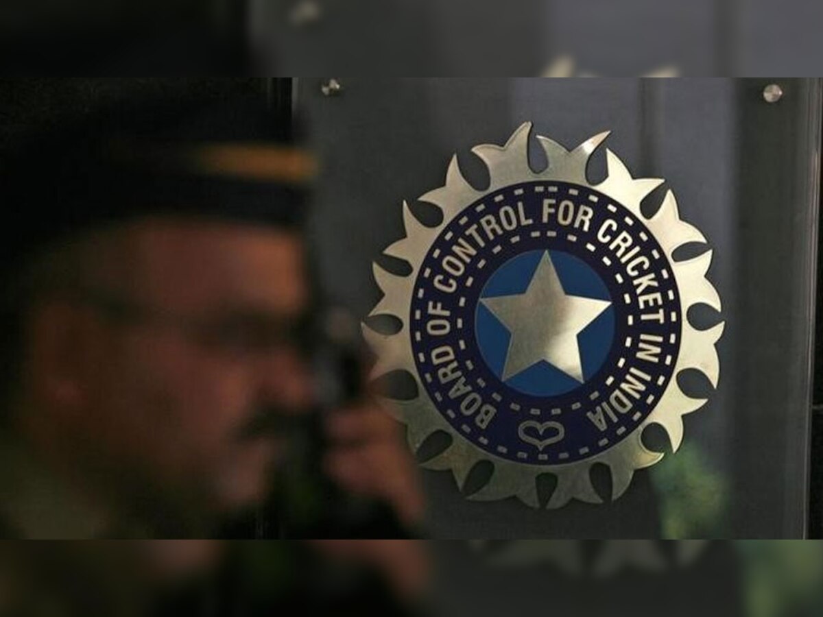 BCCI मालामाल, स्टार इंडियाने विक्रमी बोली लावत मिळवले क्रिकेट प्रसारण हक्क  title=