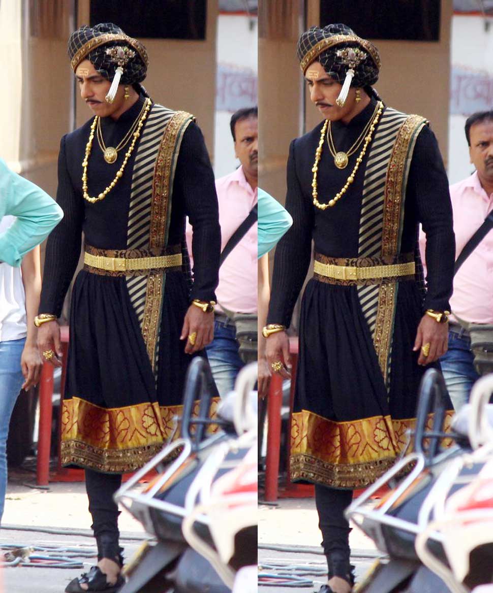 FIRST LOOK: Sonu Sood Look From Kangana Ranuat Film Manikarnika