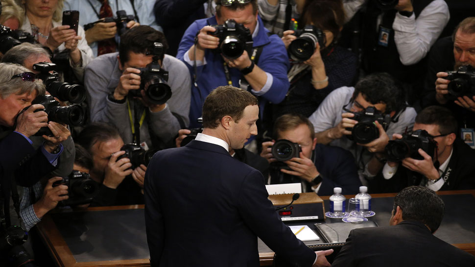 Zuckerberg Faces Criticism 