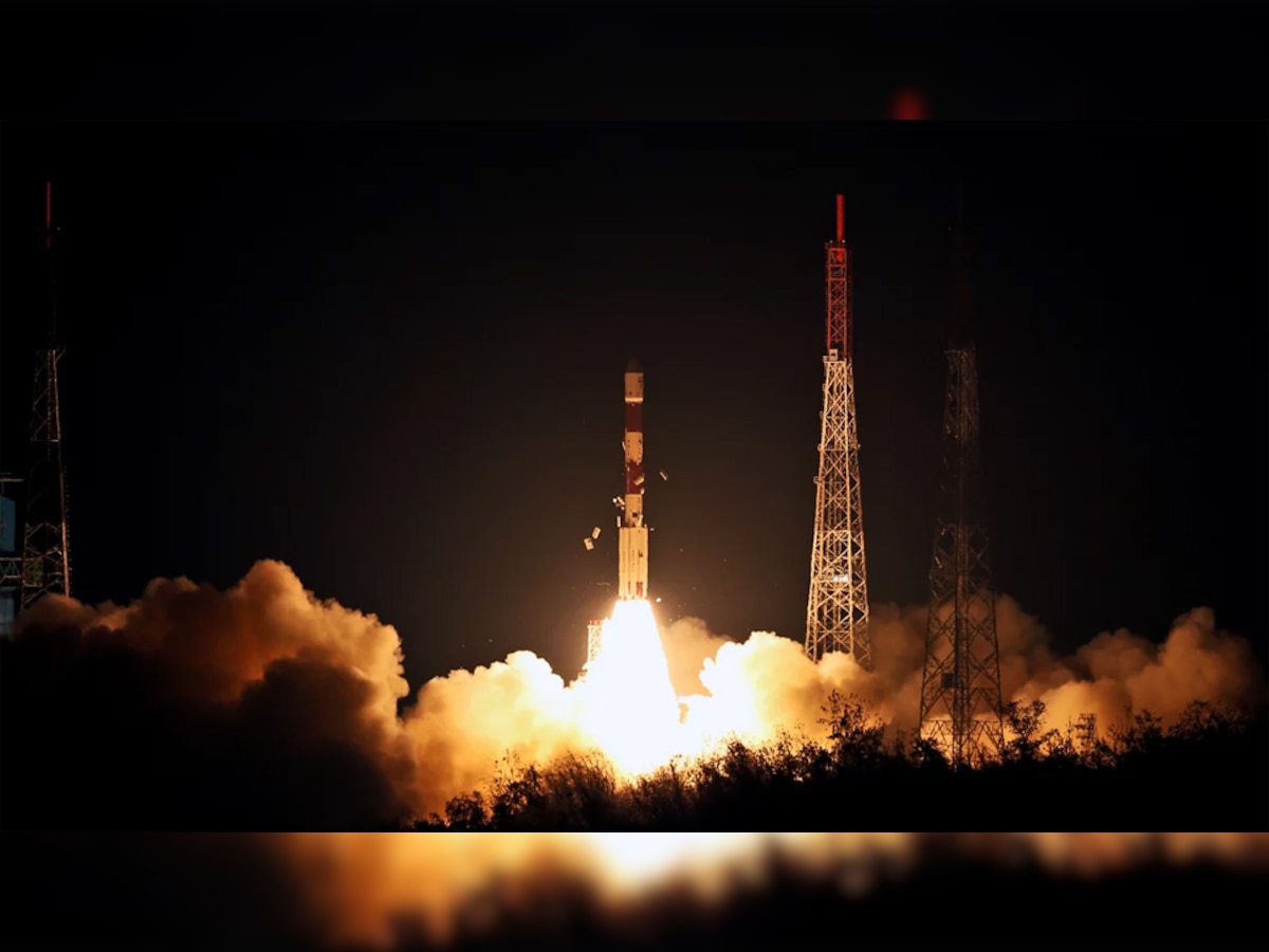 अंतराळात ISRO ची आणखी एक यशस्वी झेप title=