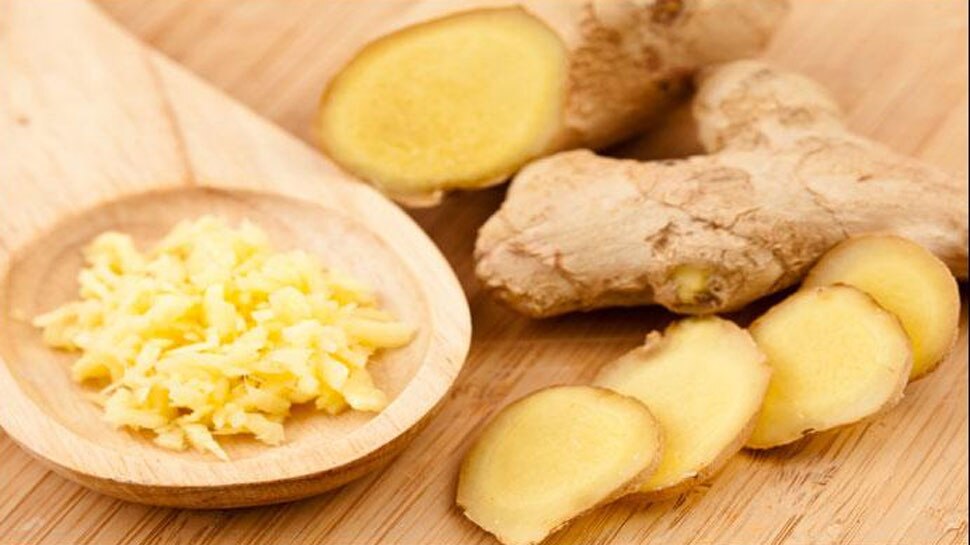 आल्याचा तुकडा चघळण्याचे '8' आरोग्यदायी फायदे । Health benefits of chewing ginger Health tips