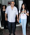 Janhvi Kapoor, Khushi Kapoor and Anshula Kapoor dine out with father Boney Kapoor