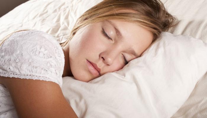 do not sleep on your right sides says Chiropractor