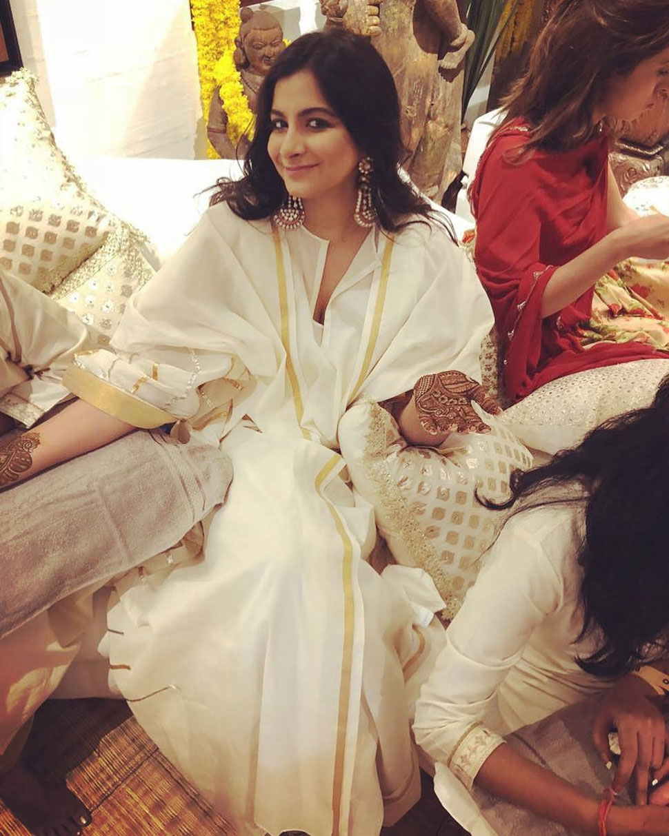 Jhanvi Kapoor, Khushi Kapoor, Anshula Kapoor