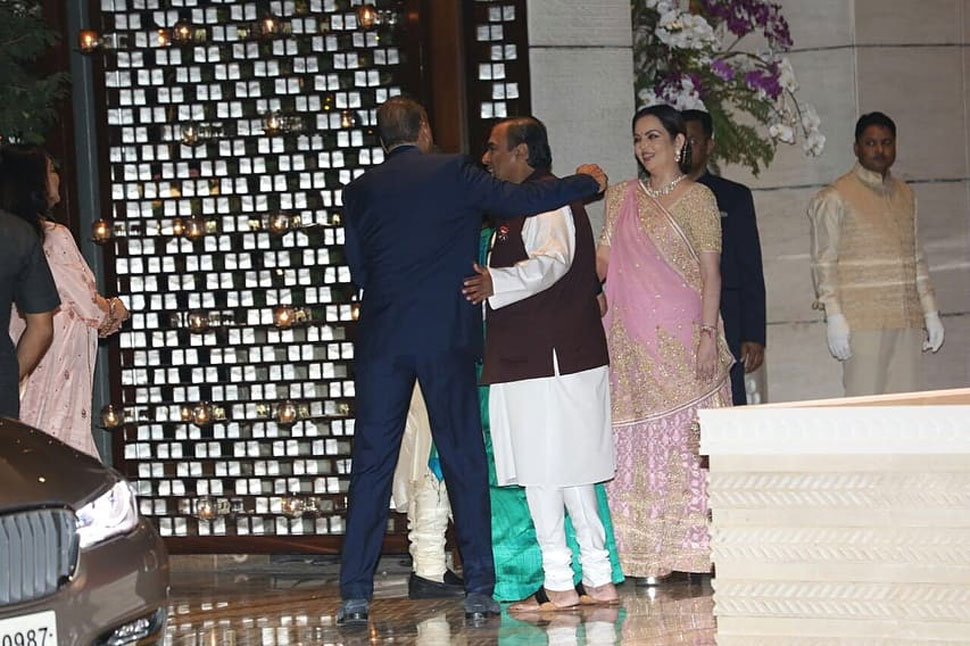 Isha Ambani and Anand Piramal engagement party in mumbai