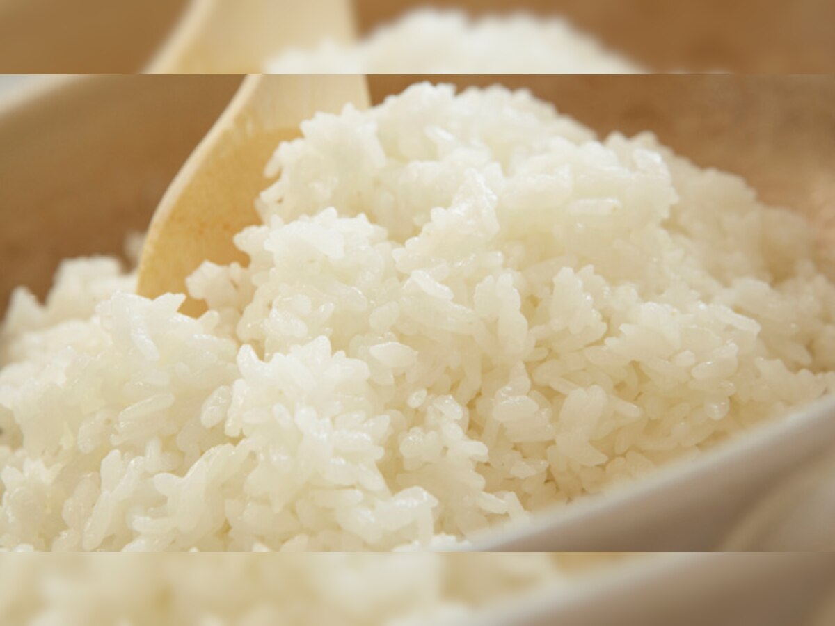 शिळा भात खाण्याचे आरोग्यदायी फायदे !   title=