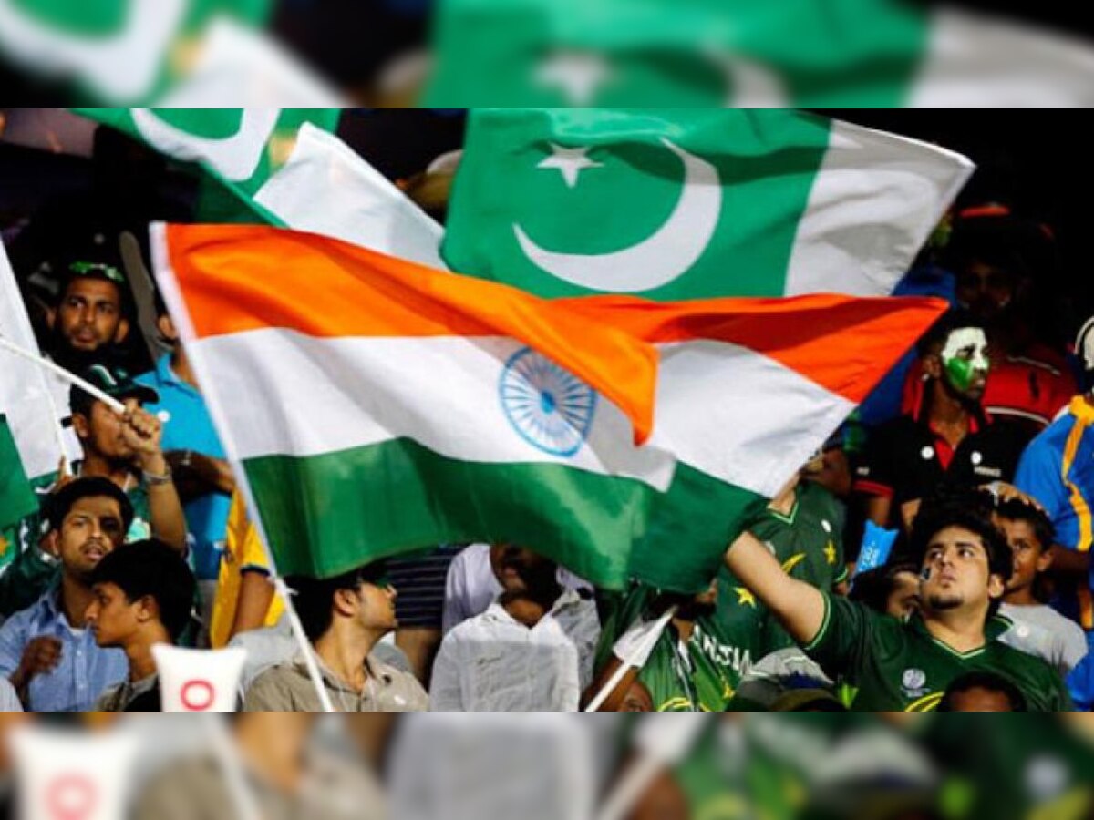 आशिया महिला कप: पाकिस्तानवर दणदणीत विजय, भारताचा फायनलमध्ये प्रवेश title=