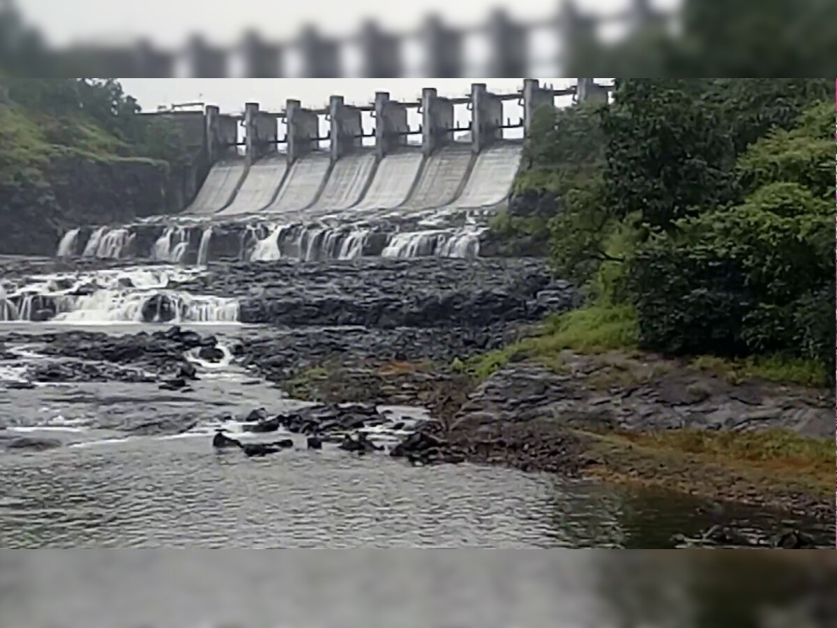 ठाणेकरांसाठी खूशखबर! बारवी धरण भरले title=