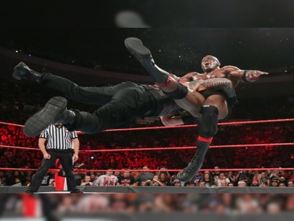 WWE: रोमन रेन्सच्या 'सुपर पंच'पुढे बॉबी लॅश्ले गारद (व्हिडिओ) title=