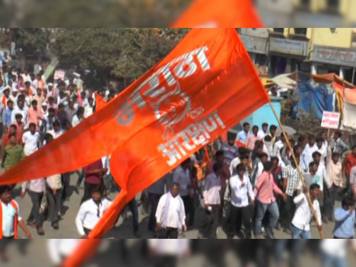 महाराष्ट्रात राजकीय भूकंप : पाच आमदारांचा राजीनामा title=