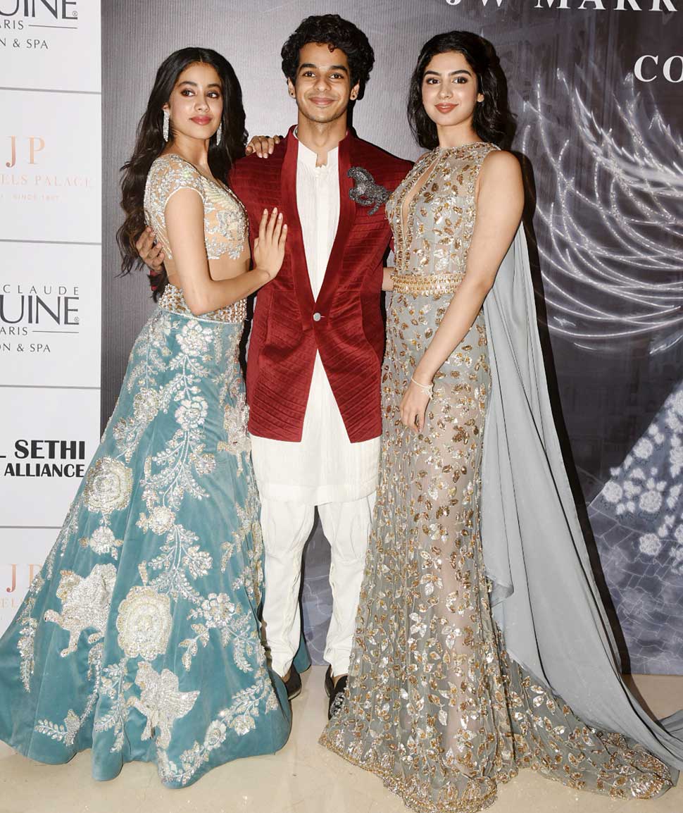 Sara ali khan, janhvi and khushi kapoor are for Manish Malhotra show