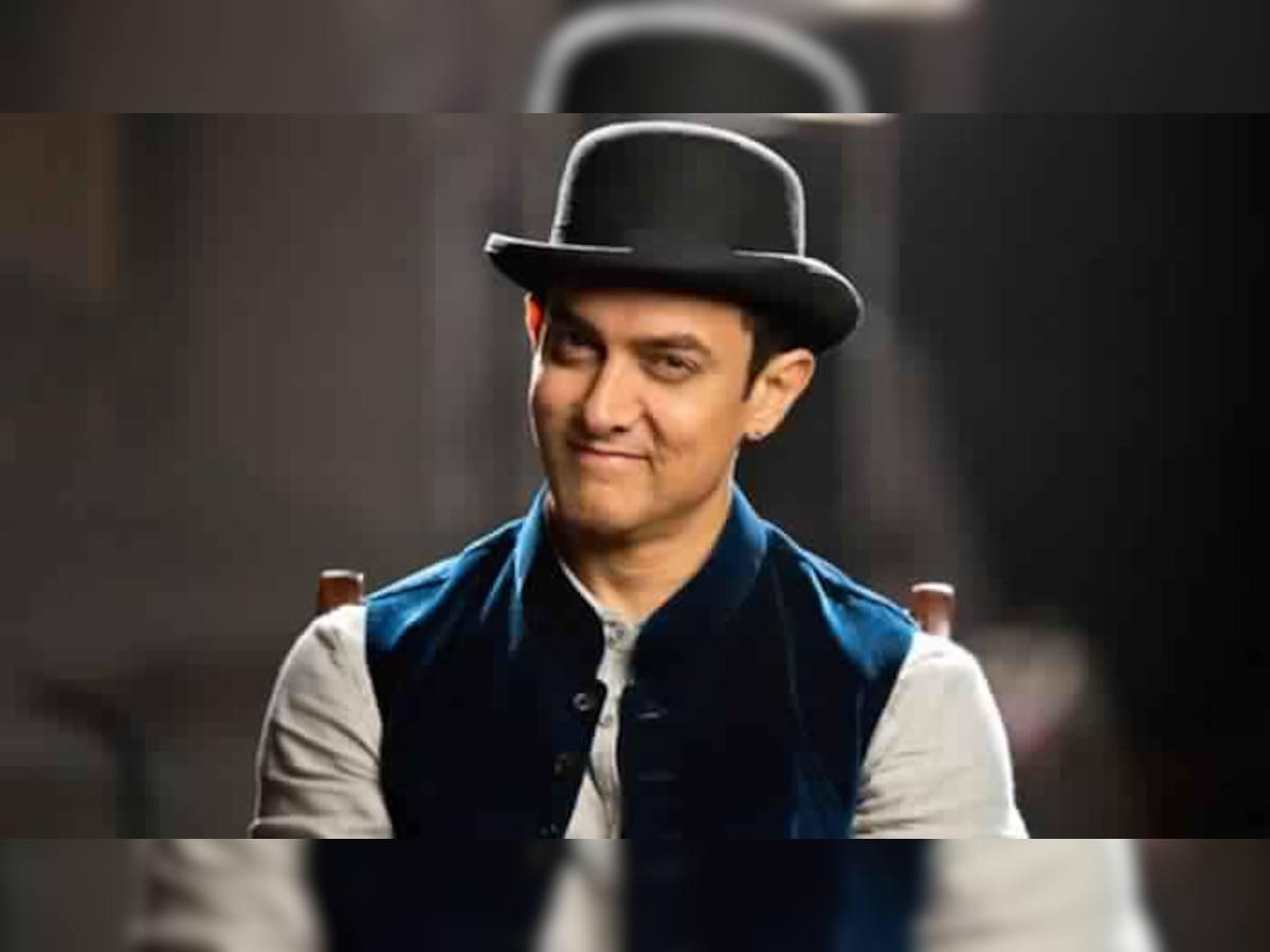 Viral Pic : आमिर खानने राखीची परंपरा तोडली  title=