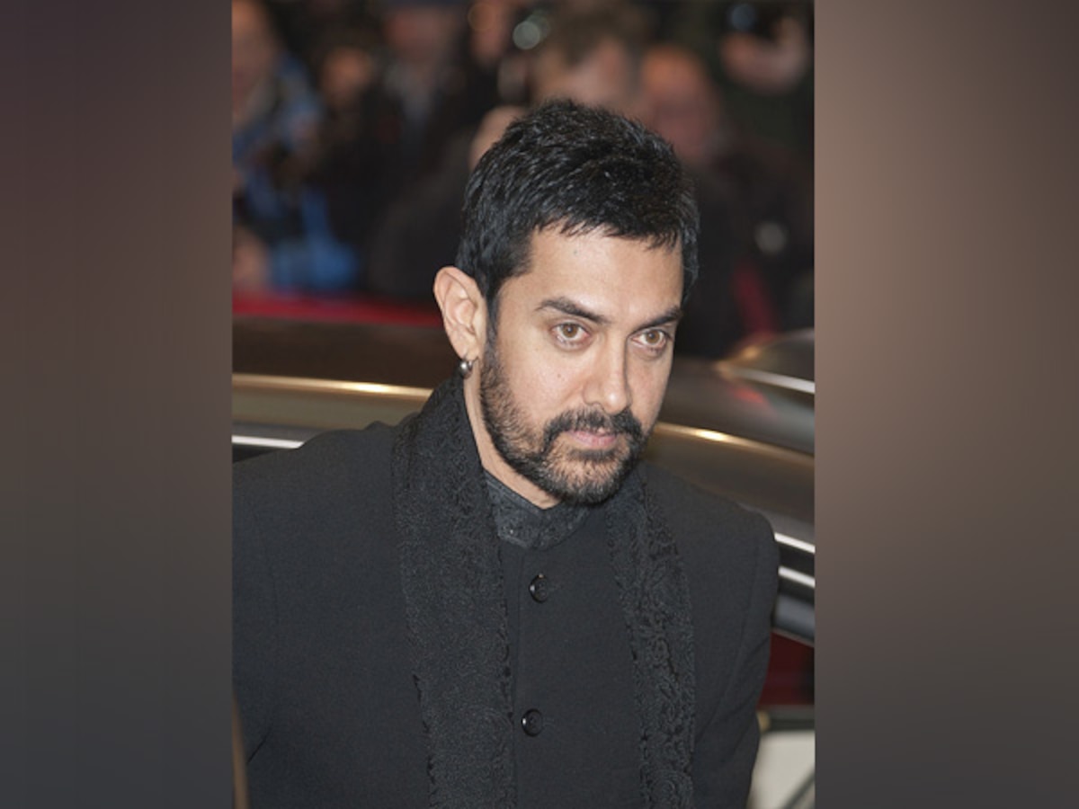 #MeToo मोहीमेला पाठिंबा देण्यासाठी आमिर खानने घेतला 'हा' मोठा निर्णय title=