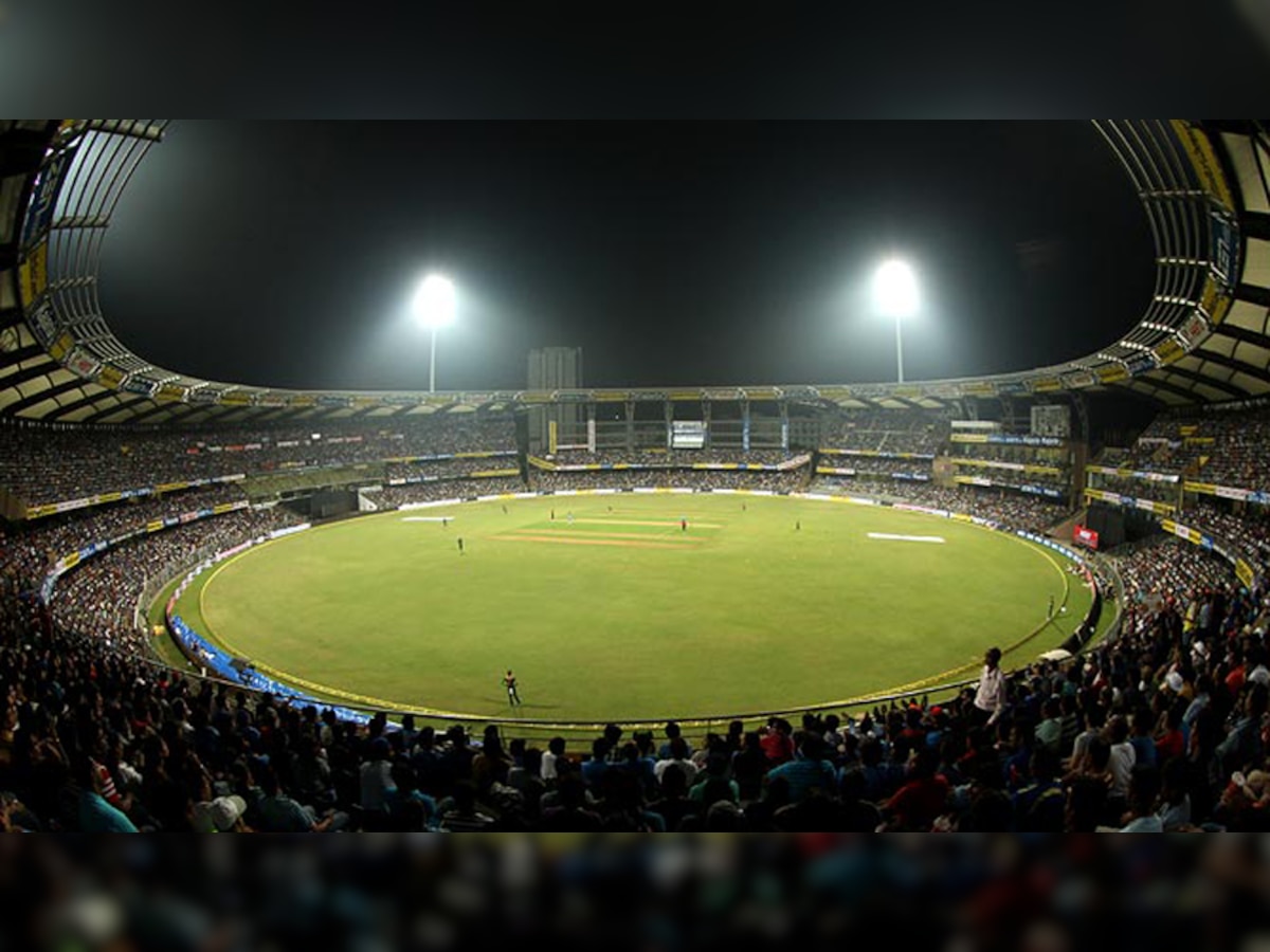 भारत-वेस्ट इंडिजची चौथी वनडे वानखेडे स्टेडियमवर होणार नाही title=