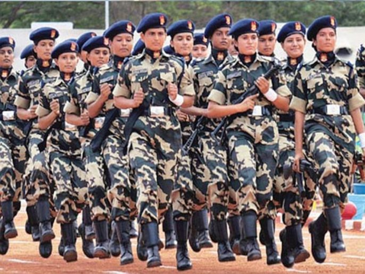 संरक्षणमंत्री सितारामन यांचा मोठा निर्णय; सैन्य पोलिसांत २० टक्के महिलांची भरती होणार title=