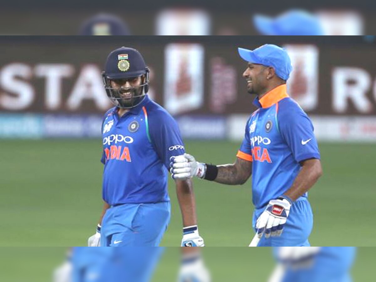 INDvsNZ: चांगल्या सुरुवातीनंतर भारताची पडझड, न्यूझीलंडला विजयासाठी हव्या ३२५ धावा title=