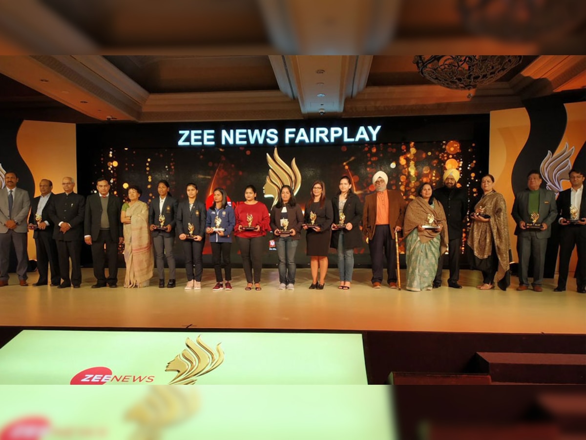 'या' खेळाडूंना मिळाला Zee News Fair Play  पुरस्कार title=