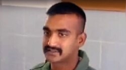 'अभिनंदन' ! भारताचा वीर मायदेशी परतला