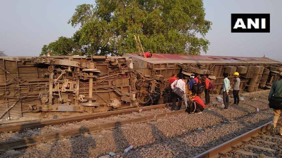  कानपूरमध्ये ट्रेन अपघात; एक्स्प्रेसचे १२ डब्बे रुळावरुन घसरले