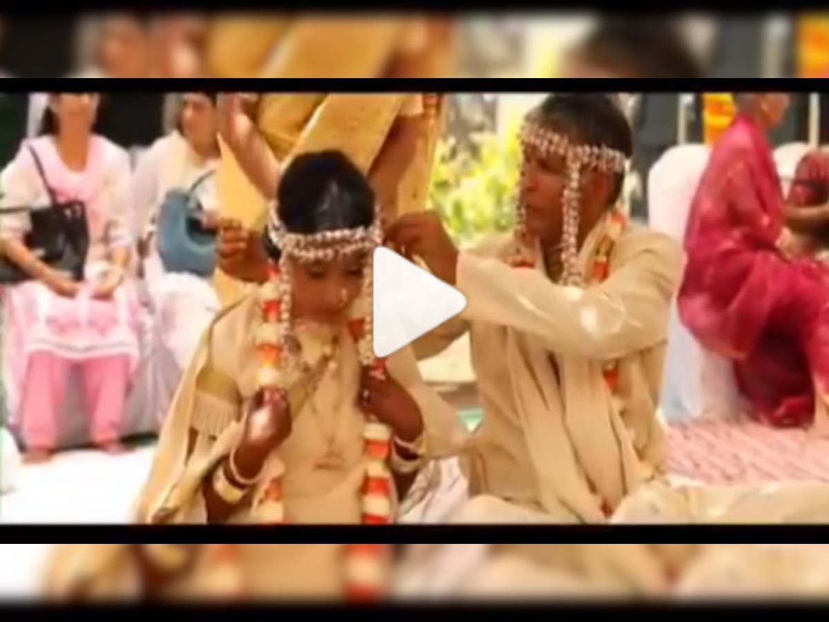 VIDEO : लग्नाला एक वर्ष पूर्ण होताच मिलिंद सोमणने शेअर केला सुरेख व्हिडिओ  title=
