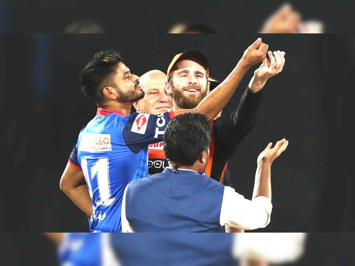 IPL 2019: दिल्ली-हैदराबाद मॅचमध्ये टॉस पडताना गोंधळ title=