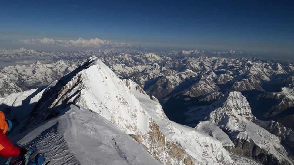 जगातील तिसऱ्या क्रमांकाचं शिखर