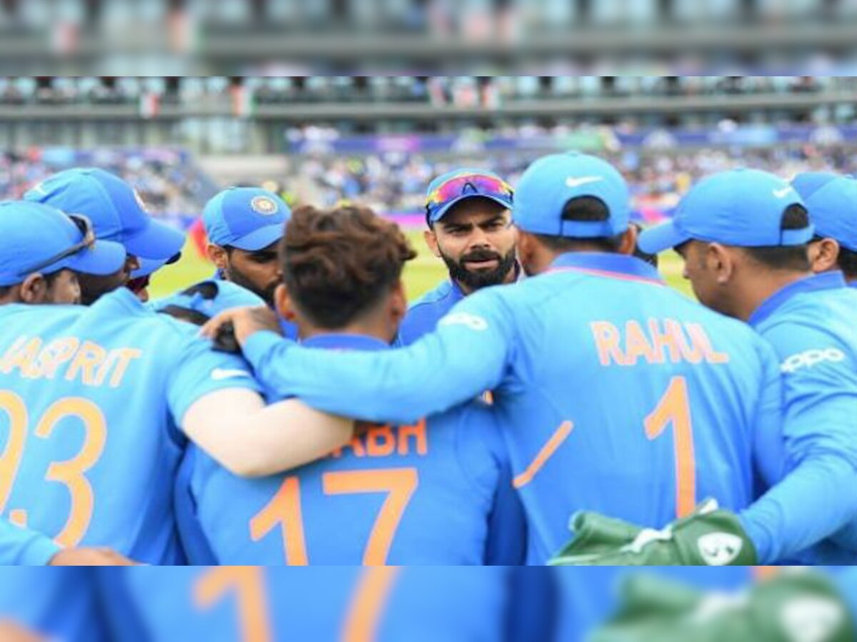 World Cup 2019 : 'तुमच्याइतकेच आम्हीही निराश'; विराटचा चाहत्यांना भावनिक संदेश title=