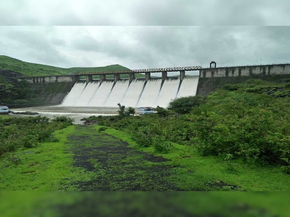 कळमोडी धरण ओवर फ्लो, पुर्ण क्षमतेने भरलेले जिल्ह्यातील पहीले धरण title=