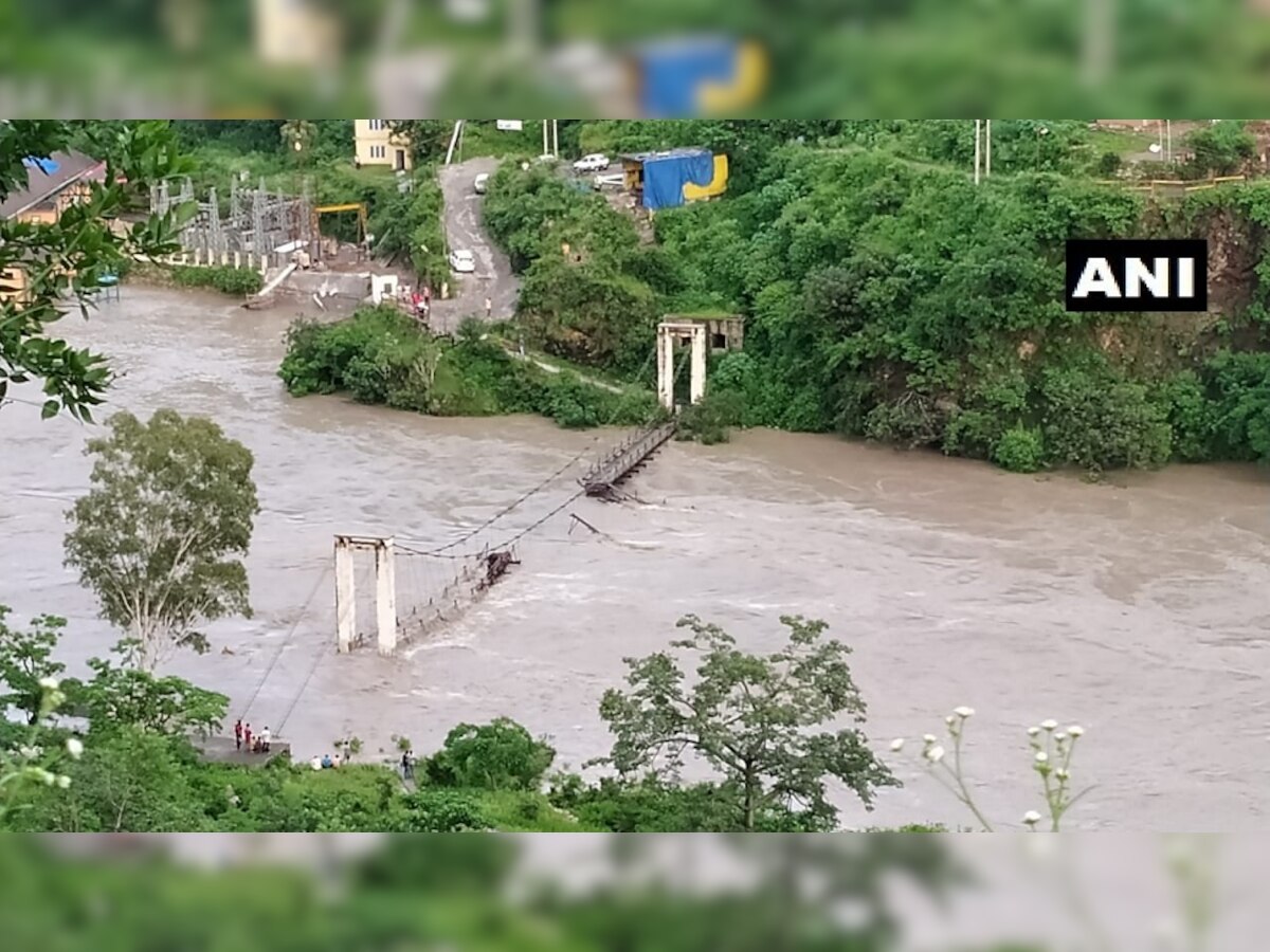 हिमाचल प्रदेशात पावसाचा कहर, सतर्कतेचा इशारा title=