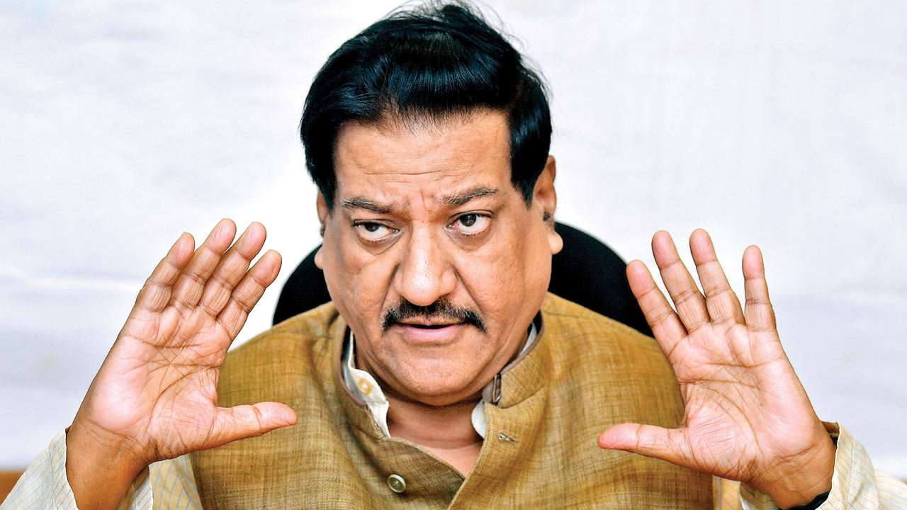 Prithviraj Chavan Rejects Election Boycott as Maharashtra Tensions Rise