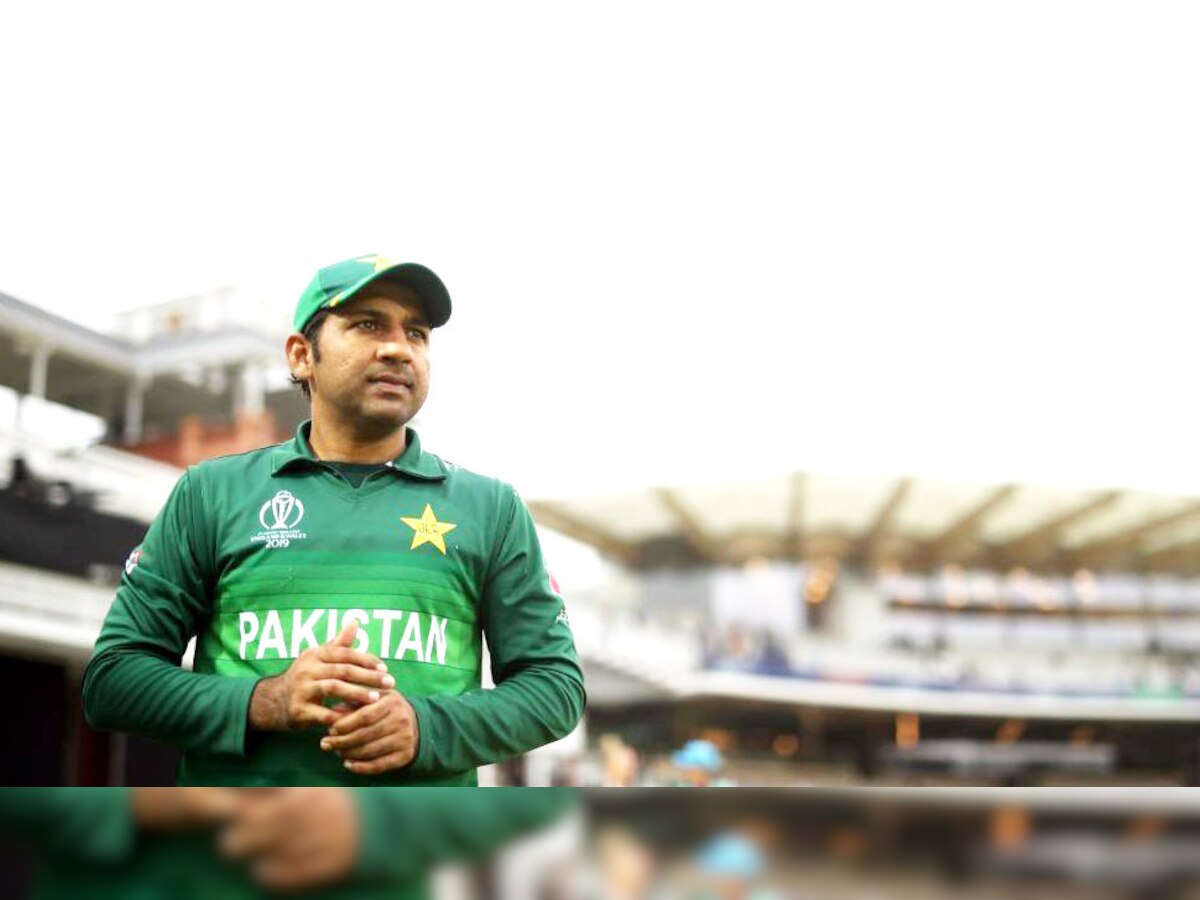 सरफराजची 'विकेट' जाणार! हा खेळाडू पाकिस्तानचा कर्णधार व्हायची शक्यता title=