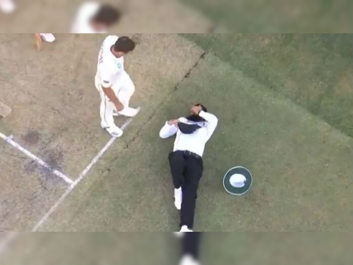 बॉल लागल्याने मैदानातच पडला अंपायर, ऑस्ट्रेलिया-न्यूझीलंड टेस्टमधली घटना title=