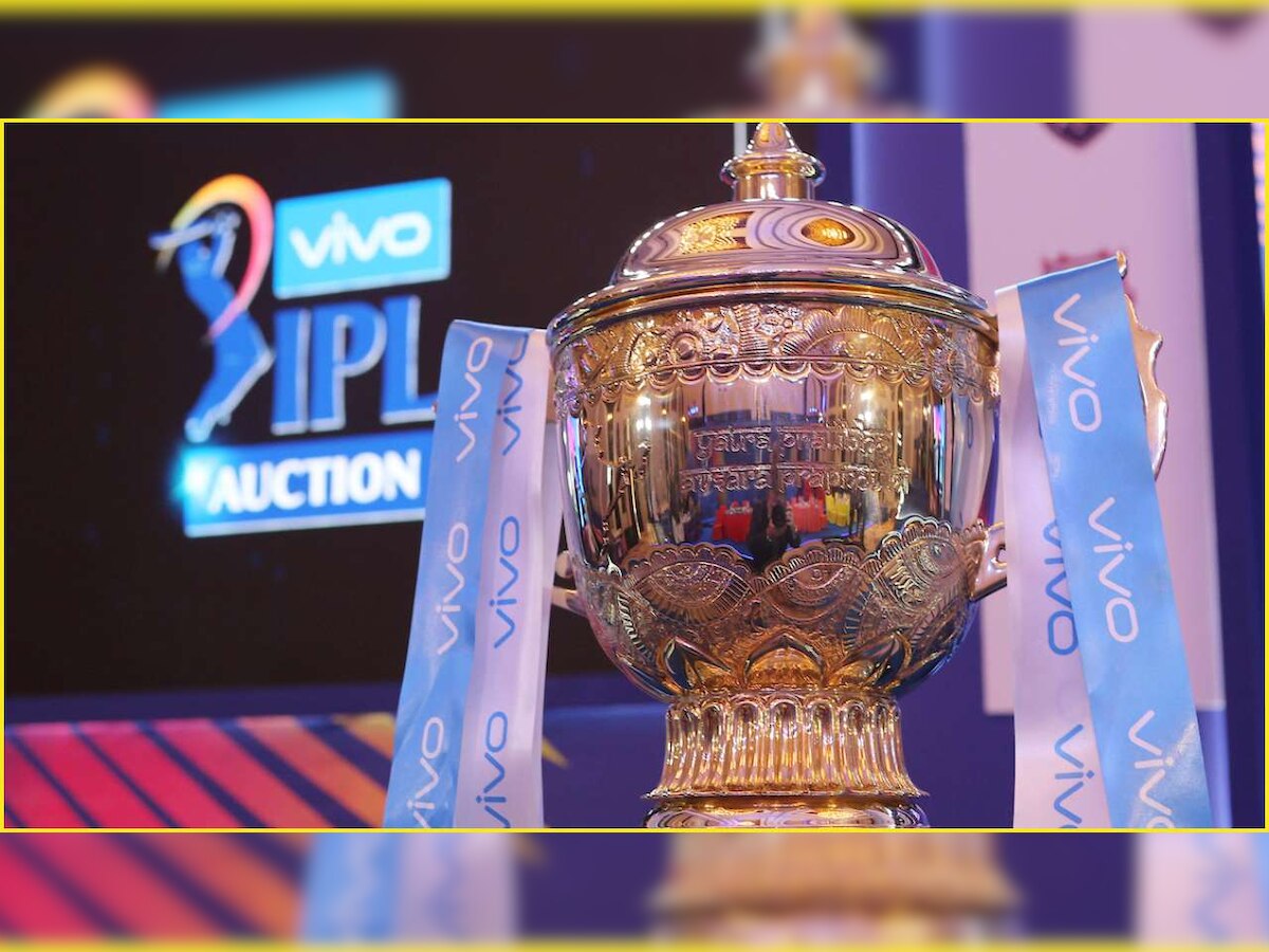 IPL Auction : या दिग्गजांच्या पदरी निराशा, कोणीच बोली लावली नाही title=