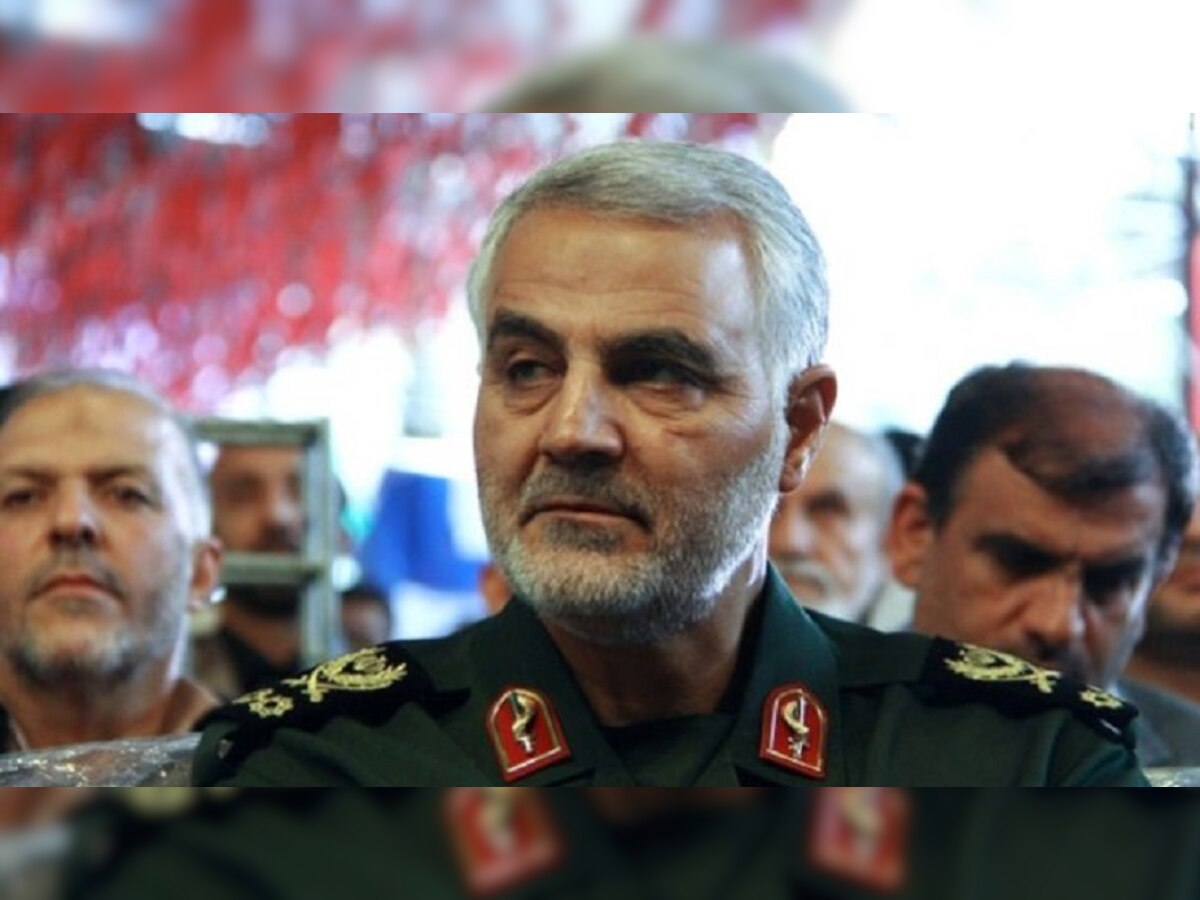 अमेरिकेच्या हल्ल्यात इराणचे टॉप कमांडर कासेम सुलेमानी ठार title=