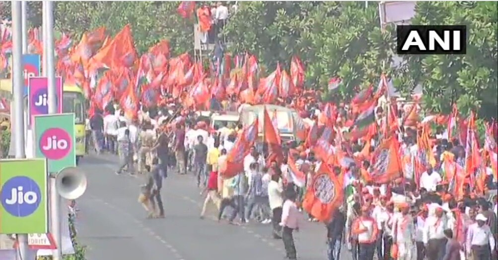 घुसखोरांविरोधात मुंबईत मनसेचा एल्गार 