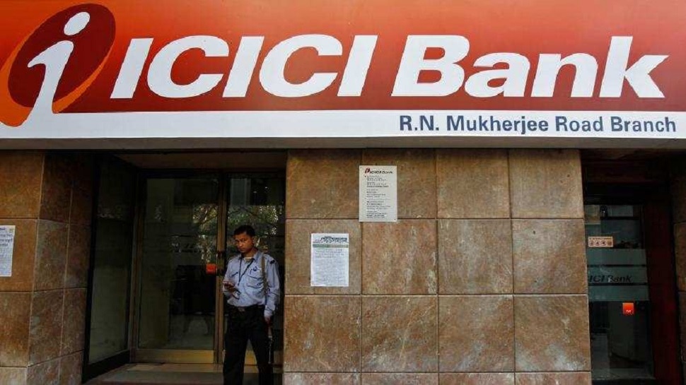 ICICI Bank to shift HQ from Vadodara to Mumbai आयसीआयसीआय बँकेचा महत्वाचा निर्णय; गुजरातमधील