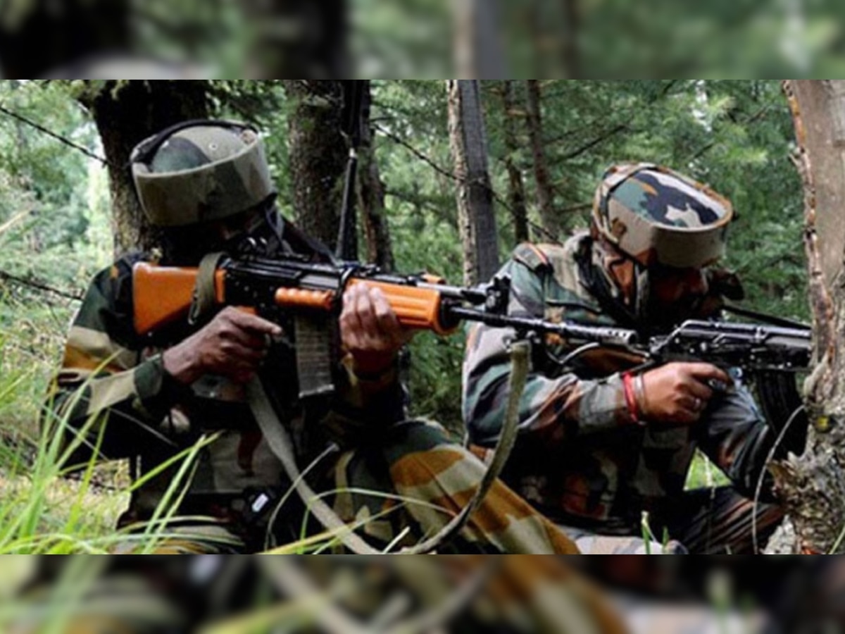जम्मू-काश्मीर : सुरक्षा दल आणि दशहतवाद्यांमध्ये चकमक; सर्च ऑपरेशन सुरु title=