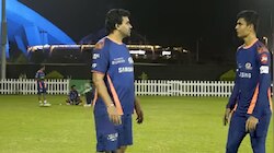 IPL 2020 : ...म्हणून मी बोलतो की; जहीर मराठीतून देतोय गोलंदाजीचे धडे 