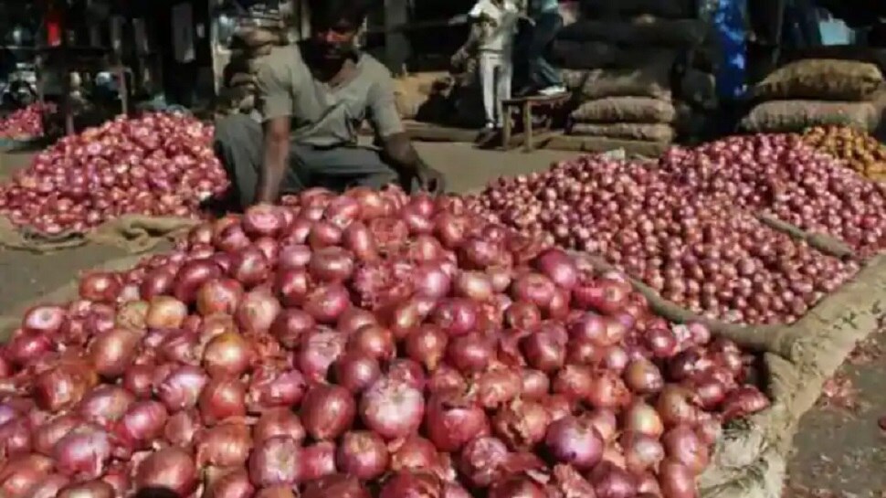 कांदा लिलाव तिढा कायम तर दुसरीकडे विंचूर उपबाजारात लिलाव सुरु 