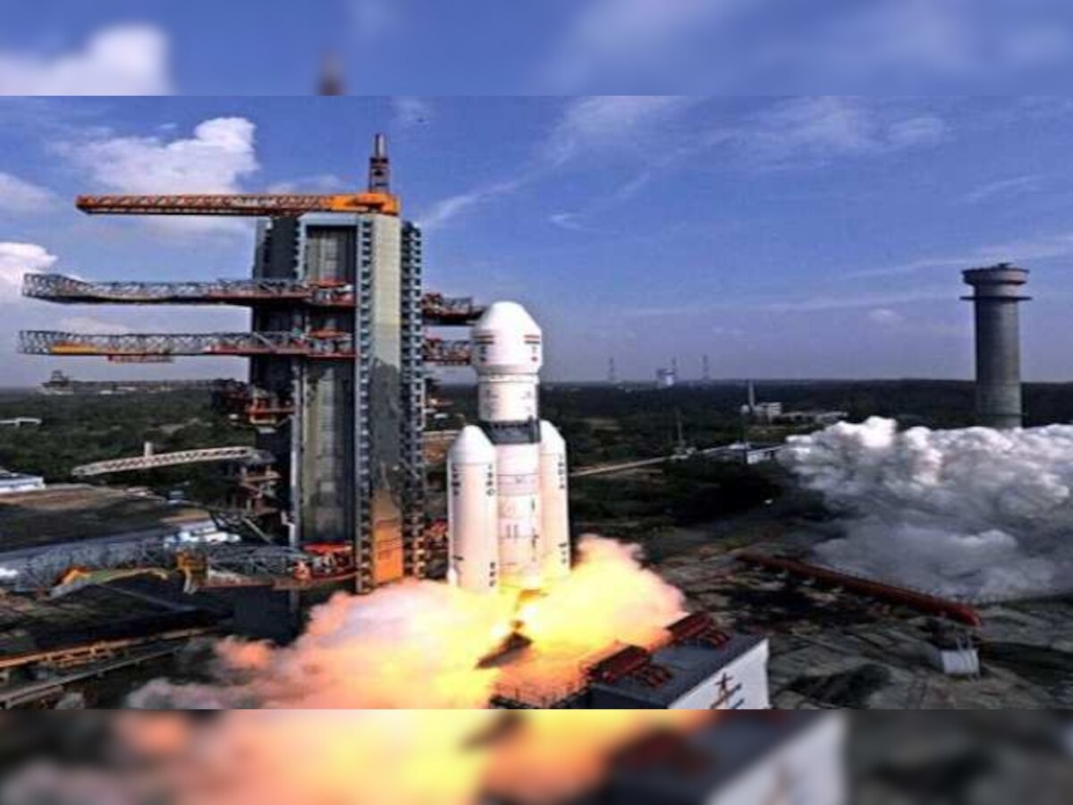 PSLV C 49 : इस्त्रोचा स्वदेशी उपग्रह झेपावला अवकाशात  title=