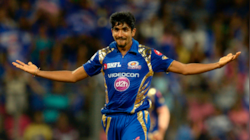 IPL: बुमराहला जगातील सर्वोत्कृष्ट गोलंदाज, या इंग्लंडच्या क्रिकेटरकडून कौतूक