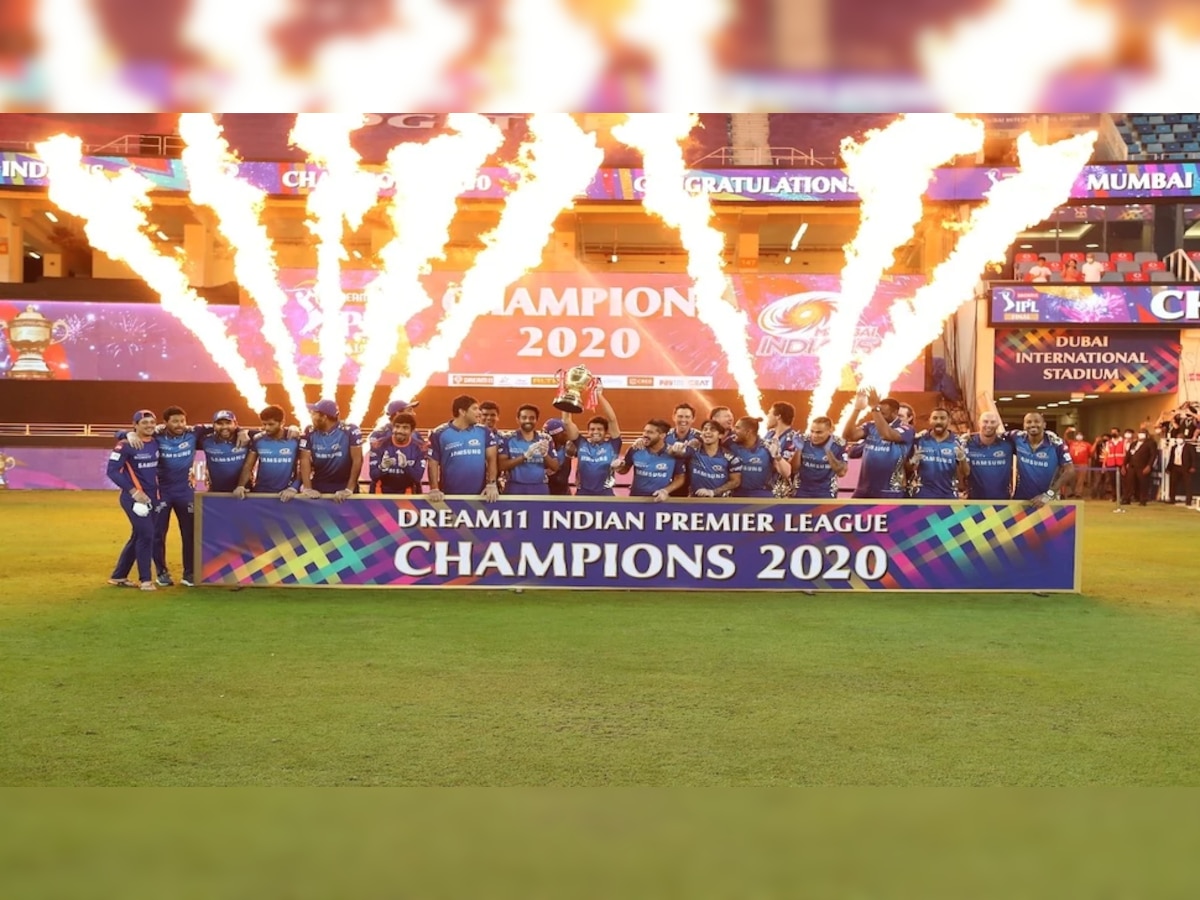 IPL 2020 : विजेत्या Mumbaiला फटका; बक्षिसपात्र रक्कम झाली कमी  title=