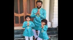 Diwali : आईची जुनी सा़डी वापरत रितेशनं बनवले नवे कपडे 