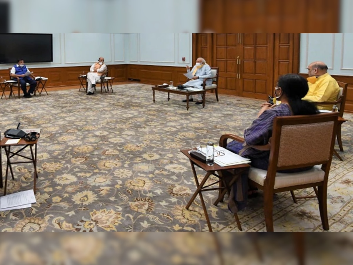 पंतप्रधान मोदींच्या निवासस्थानी मंत्र्यांची बैठक, त्यानंतर शेतकरी संघटनांसोबत चर्चा title=