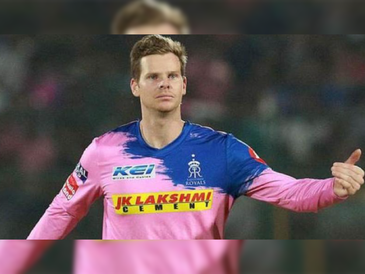 राजस्थान रॉयल्सने स्टीव्ह स्मिथला केलं बाहेर, हा असेल नवा कर्णधार title=