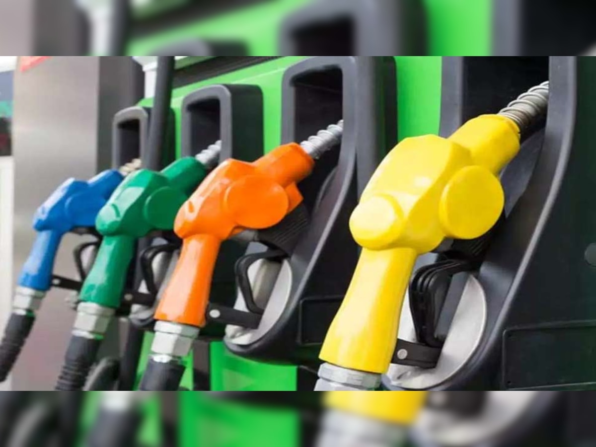 Petrol Price : ११ रुपयांनी महागलं पेट्रोल, डिझेलच्या दरातही वाढ  title=
